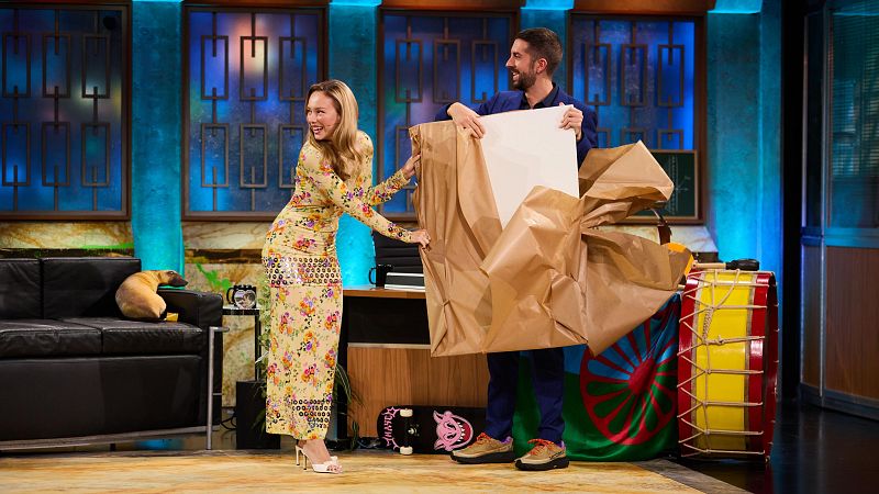 La Revuelta - Ester Expósito y Dani Fernández (23/10/2024)