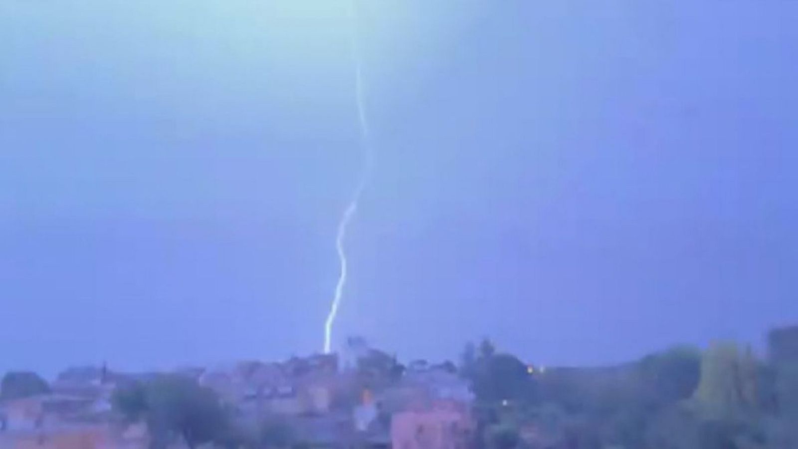 Incidències més destacades del temporal a Catalunya - L'Informatiu | Veure