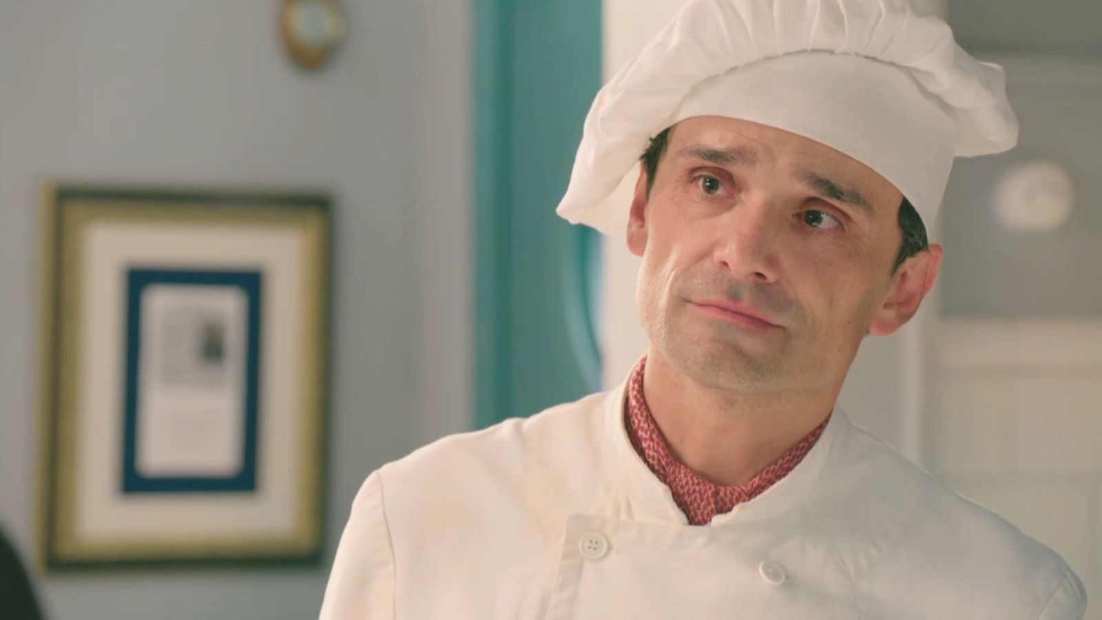 Don Fermín intenta convencer a Pietro - Salón de té La Moderna | Ver