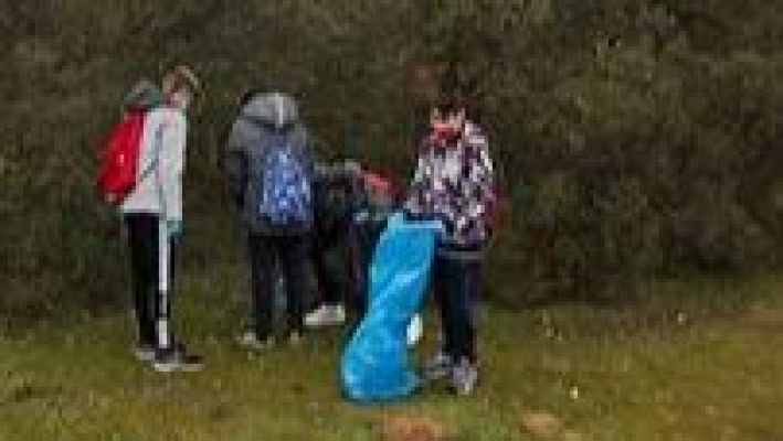 Para todos La 2 - Contra la basuraleza