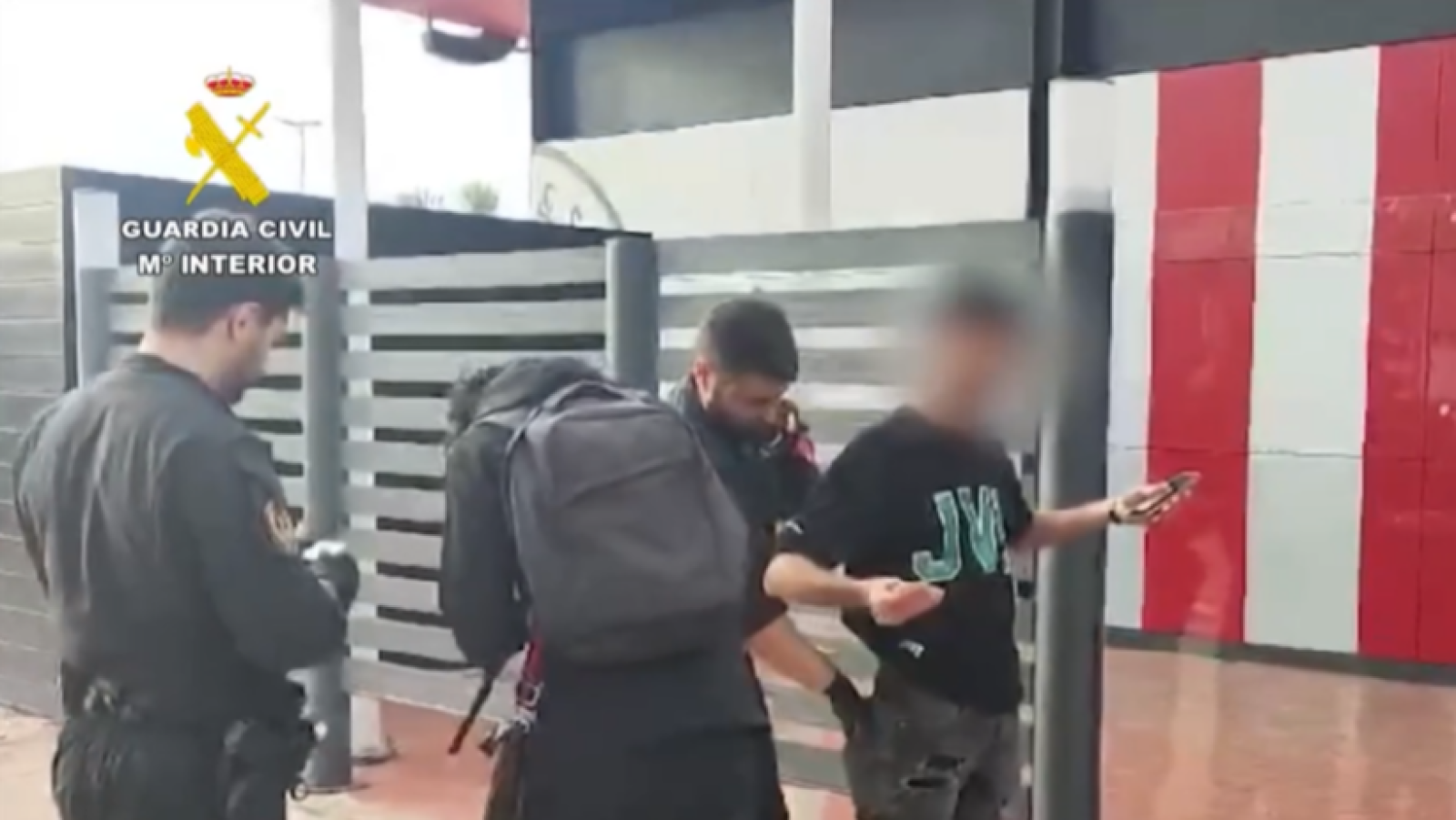 El caos de la DANA provoca un incremento de robos en Paiporta | Ver