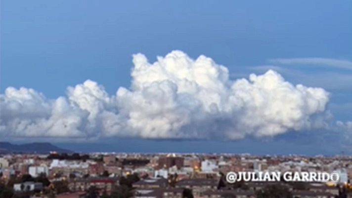 El tiempo - Grandes nubes de desarrollo vertical que provocaron la trágica DANA sobre Valencia