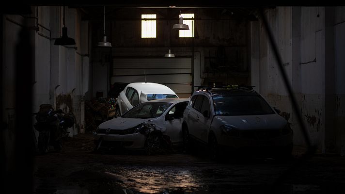 Telediario Fin de Semana - Continúan las labores de búsqueda en garajes tras la DANA