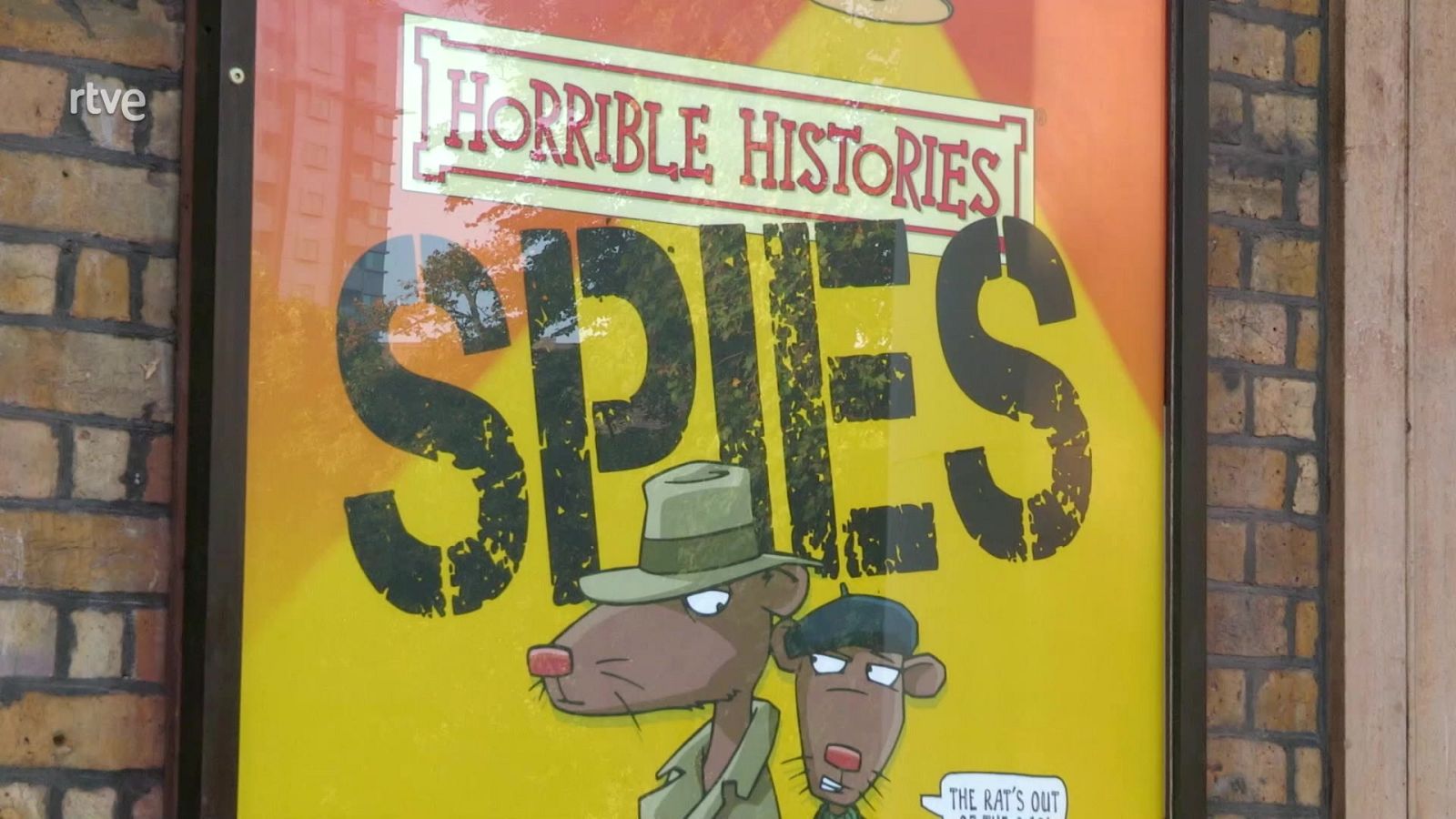 That's English - Avanzado C1.1 - Unit 3B: I spy with my little eye - ver ahora