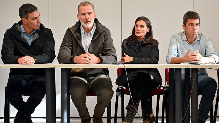 Telediario 1 - El Gobierno asegura que los "marginales violentos" estaban organizados durante la visita a Paiporta