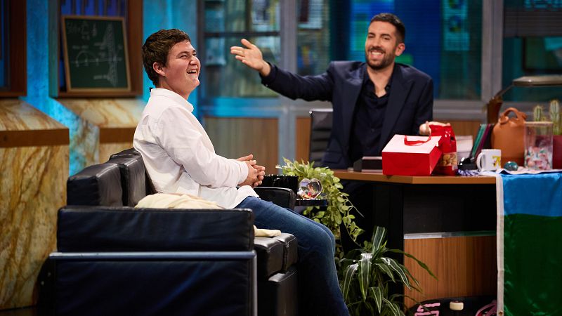 Miquel Montoro defiende los oficios en La Revuelta 4/11/2024 - La Revuelta | Ver