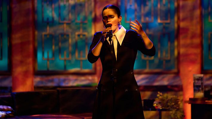 La Revuelta - La Maria canta "Mon vetlatori" por las víctimas de la DANA