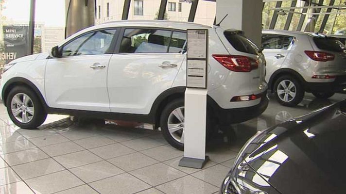 Telediario 1 - La venta de coches cayó un 13,4%