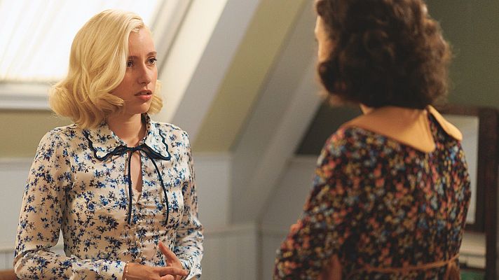 Salón de té La Moderna - Laura le cuenta la verdad sobre Celia a Inés