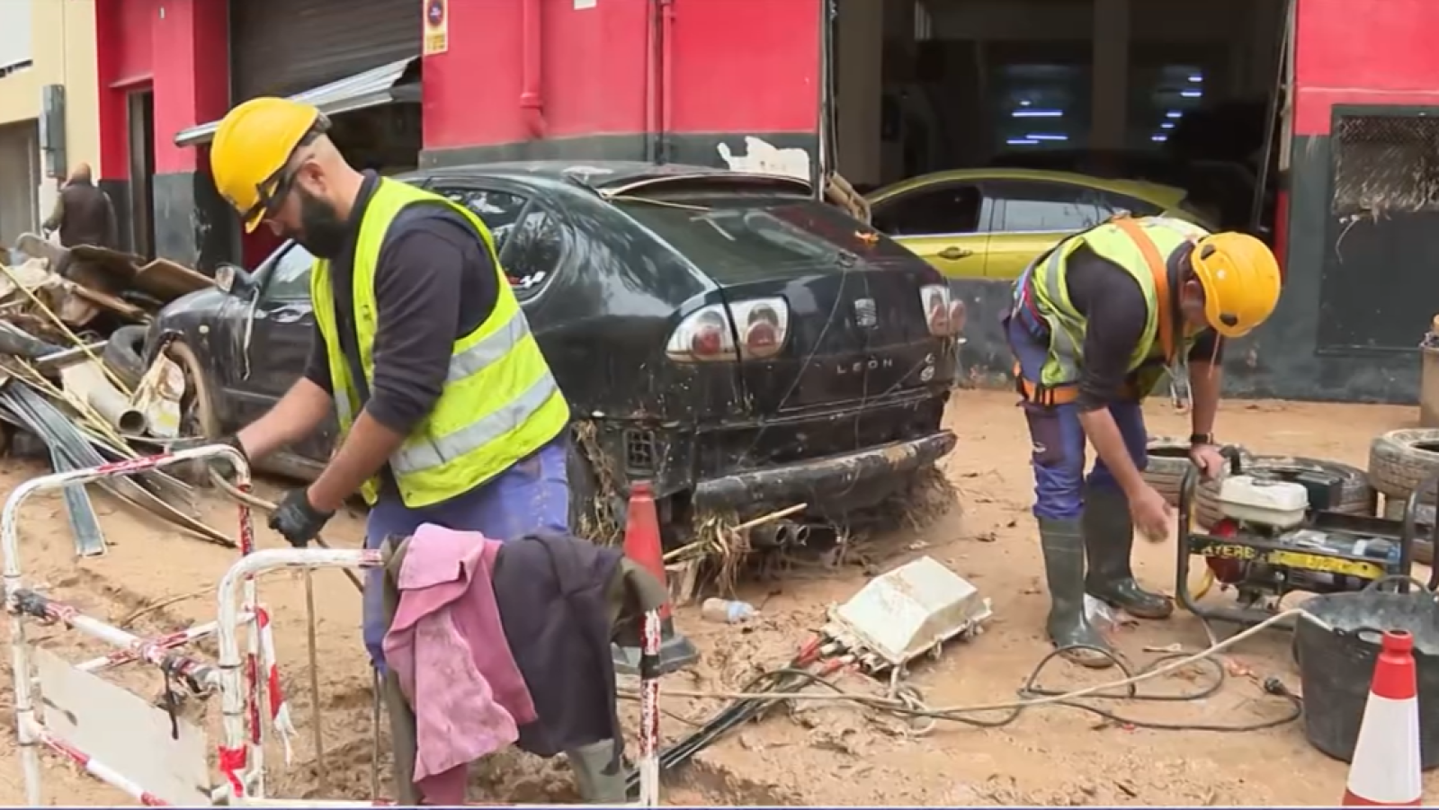 Siguen los trabajos para reestablecer los suministros | Ver