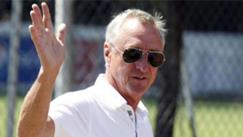 Cruyff dice adiós a los banquillos con el Cataluña - Nigeria | Ver