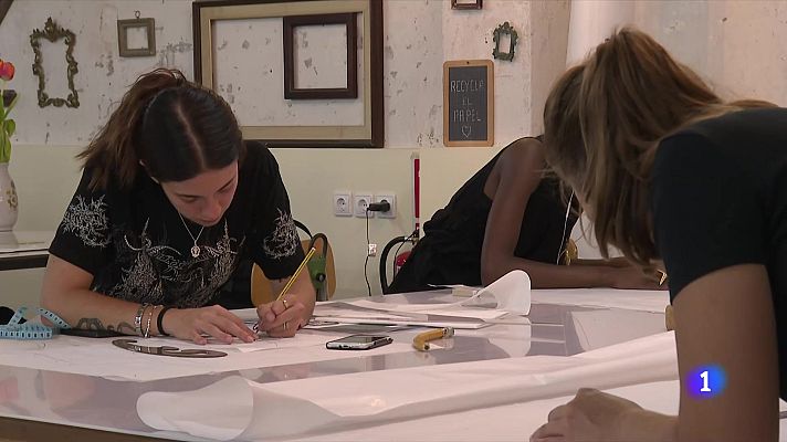 L'Informatiu - L'ús del "coworking" per estalviar costos