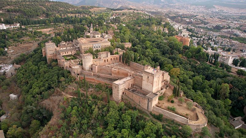 Documaster - Alhambra: el tesoro del último emirato andalusí
