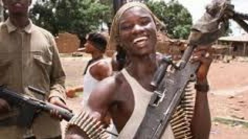 Para Todos La 2 - Niños soldado en el Congo