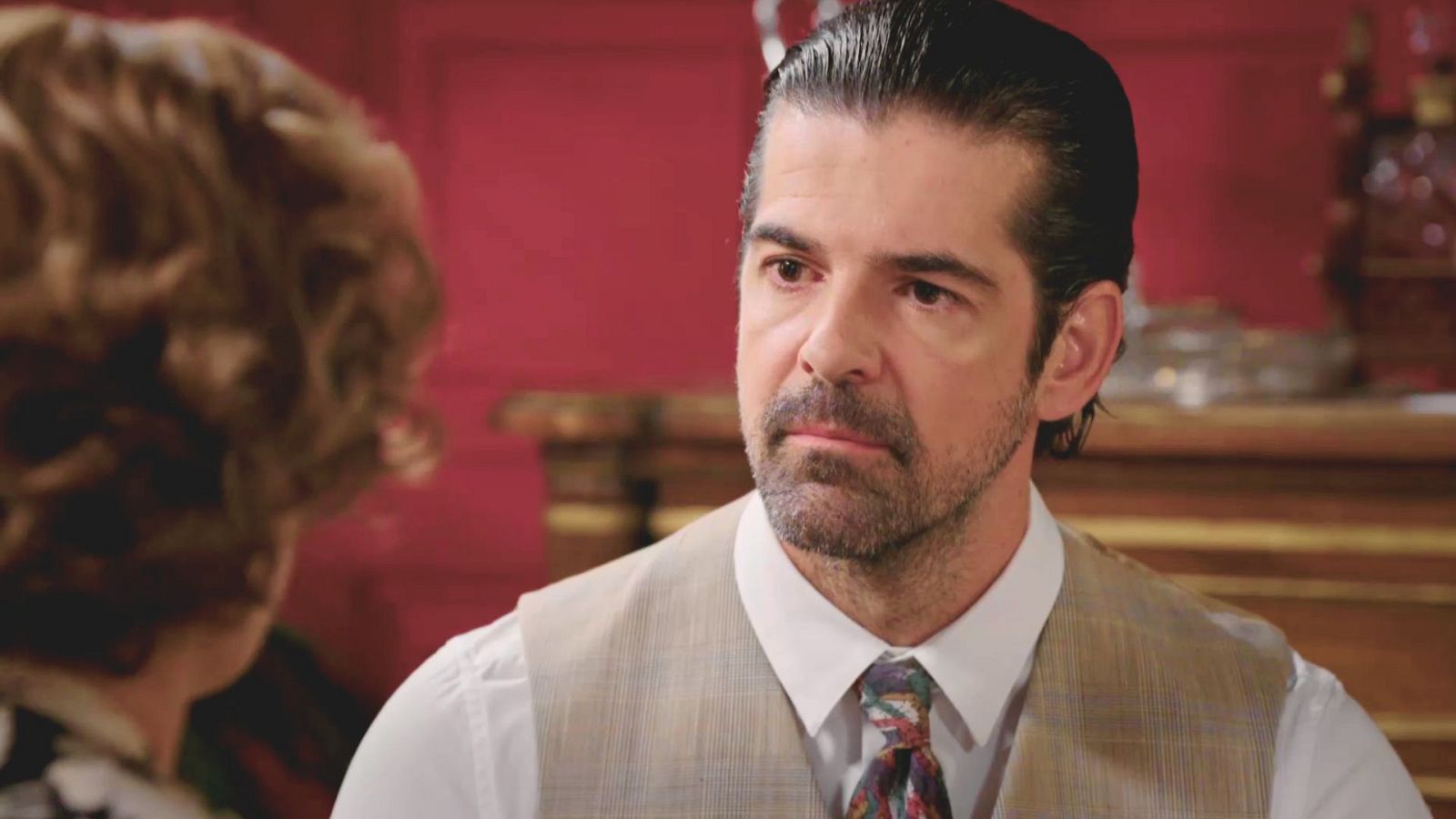 Maruja y César no consiguen ponerse de acuerdo - Salón de té La Moderna | Ver