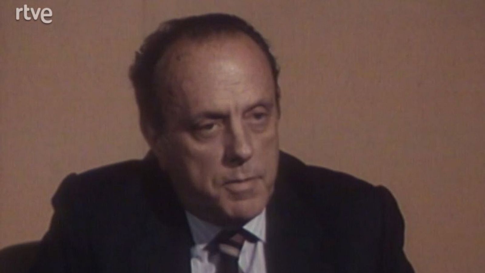 Teleobjetivo - Operación Tránsito (parte 2) - Fue noticia en el Archivo de RTVE | Ver