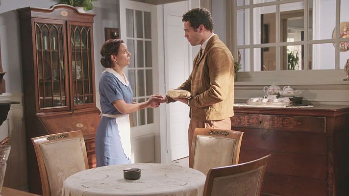 Salón de té La Moderna - Pepita se despide de Rodrigo