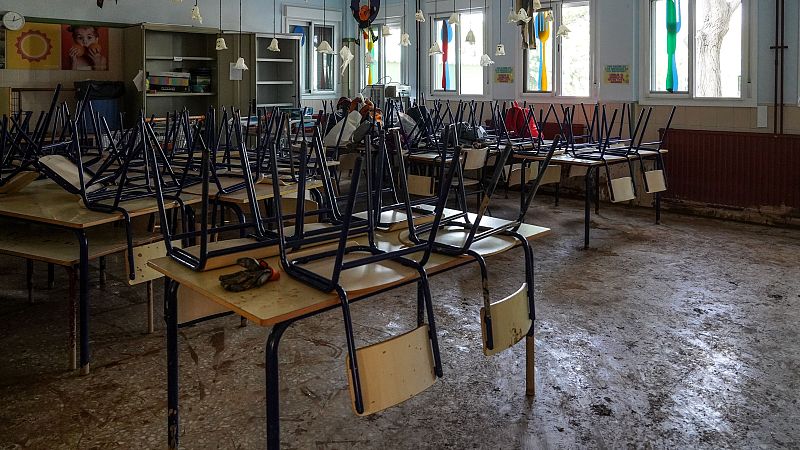 Cerca de 50 colegios reabrirán este lunes en las zonas afectadas por la DANA