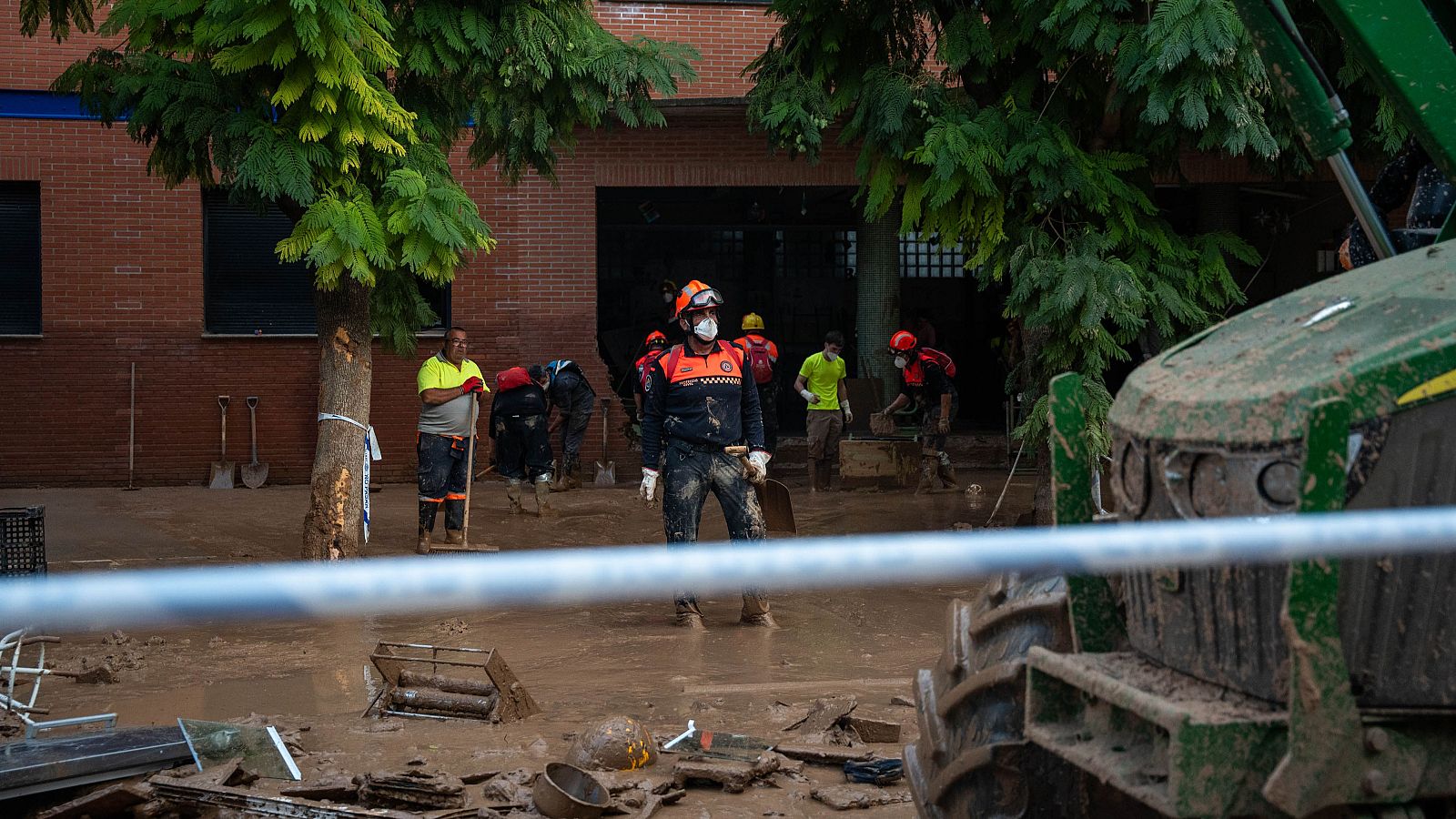 Sánchez defiende a Teresa Ribera de las críticas ante la DANA - Informativo 24h | Ver