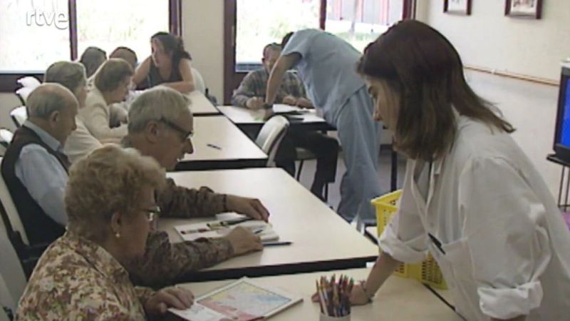 L'Alzheimer afecta unes 60.000 persones a Catalunya - L'Informatiu | Veure