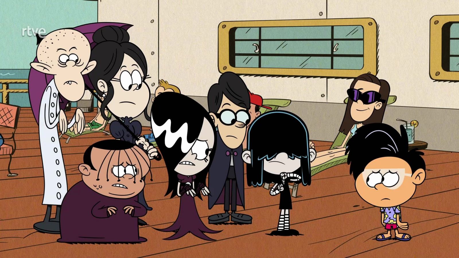 Aversiones en el mar - Una casa de locos | Ver