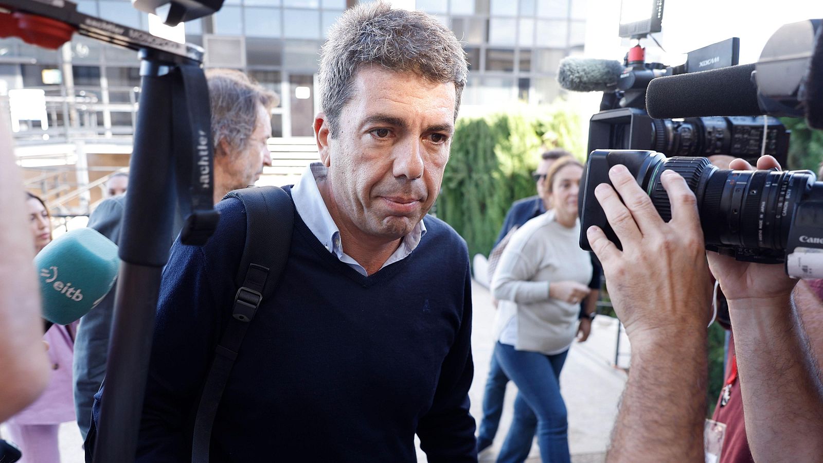 Mazón no descarta ceses en su Gobierno por la gestión de la DANA | Ver