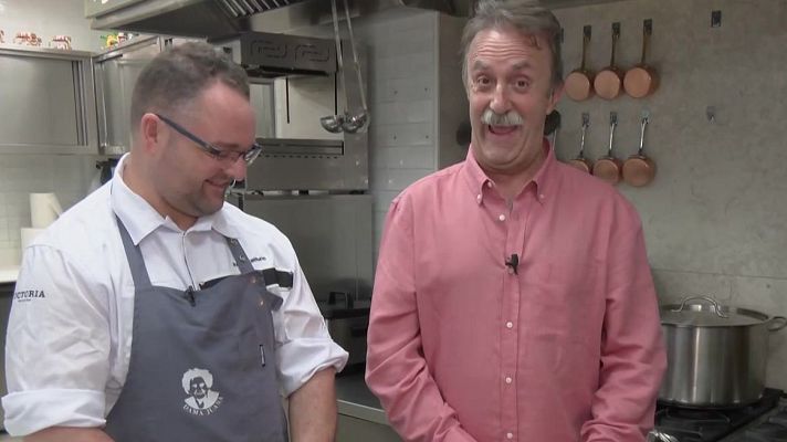 Aquí la Tierra - Santi Rodríguez: Comer y cantar