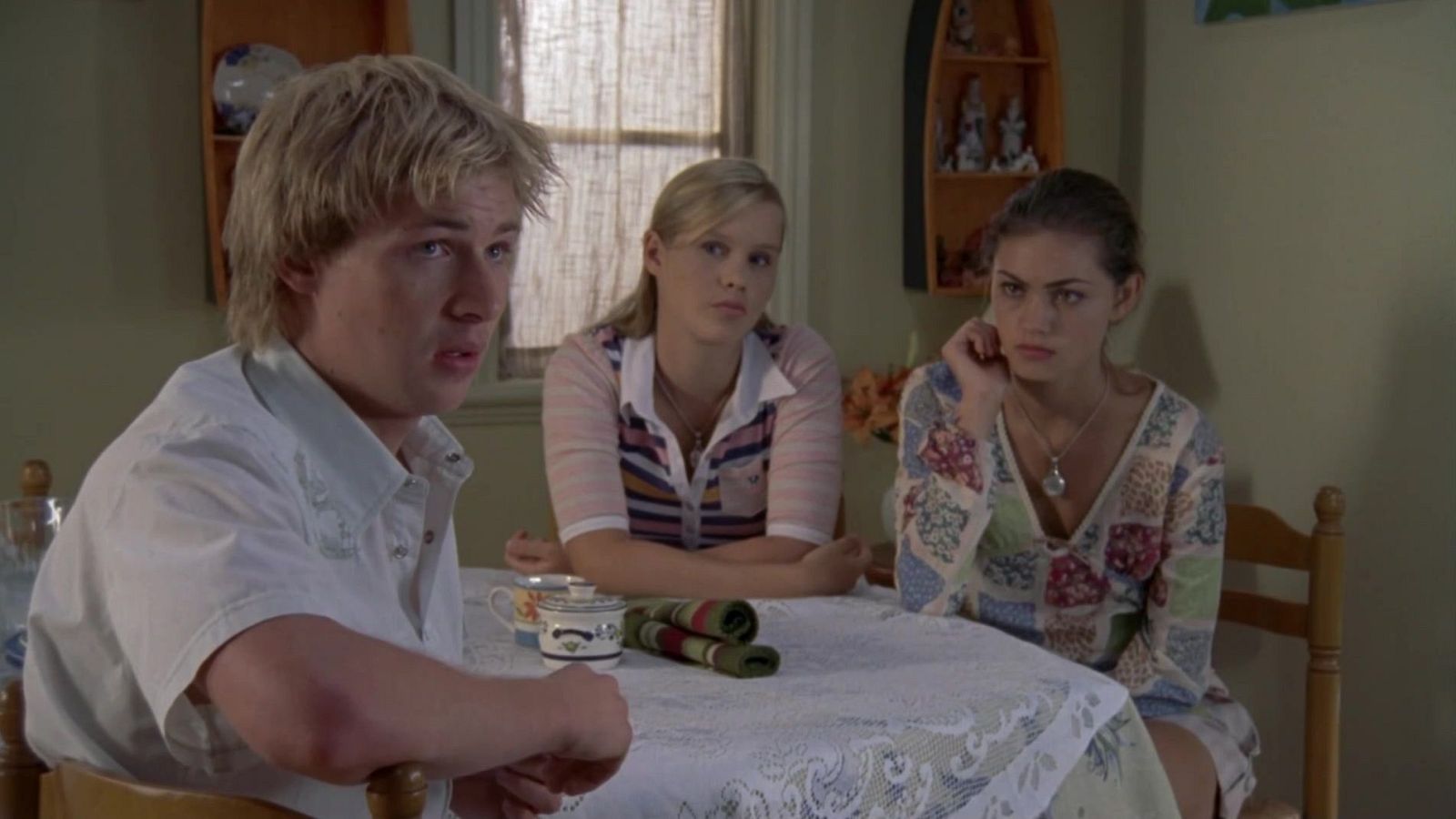 Burbujas, trasiego y líos - H2O | Ver