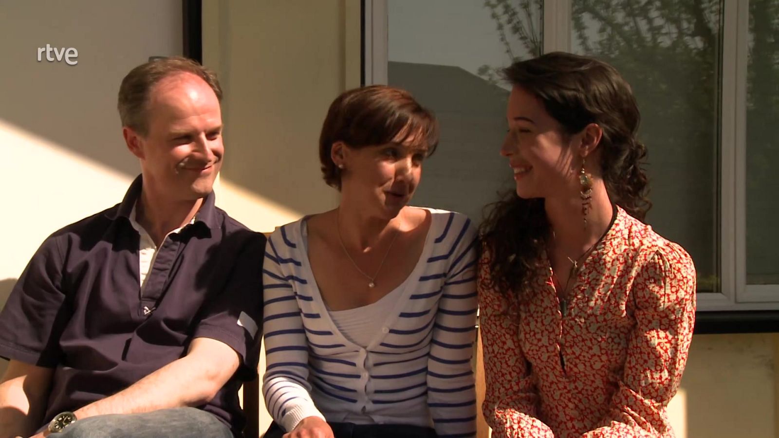 That's English - Básico A2.3 - Unit 5B: How do you share housework? - ver ahora