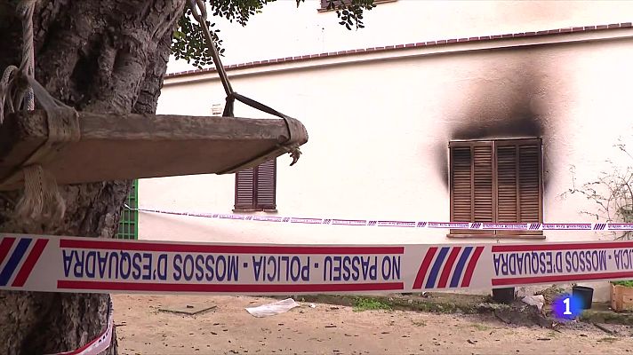 L'Informatiu - Els Mossos investiguen la mort d'un home i el seu fill a Arenys de Mar amb signes de violència