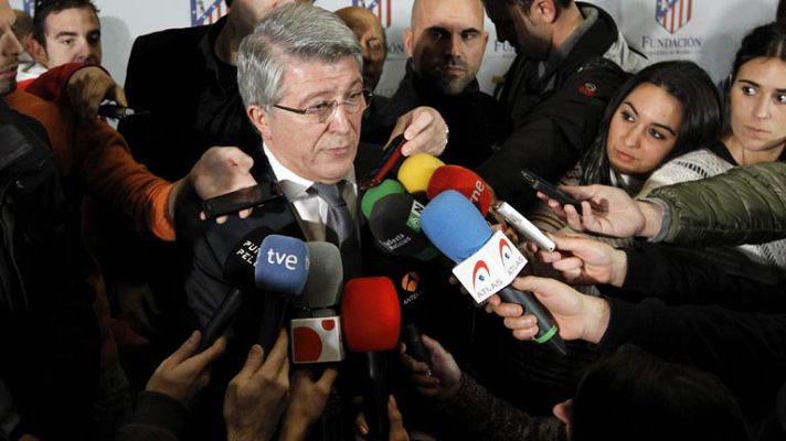 Telediario 1 - Cerezo, harto de rumores sobre Falcao