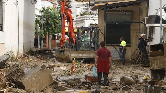 Mlaga recupera la normalidad tras las fuertes lluvias, mientras vigilan la crecida del ro Guadalhorce