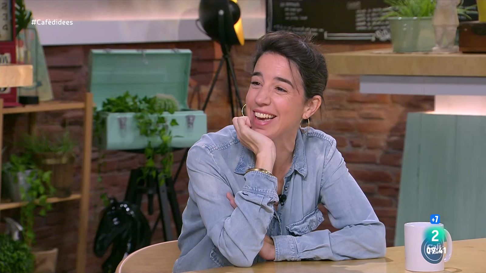 Mar Coll presenta la pel·lícula Salve Maria - Cafè d'idees | Veure