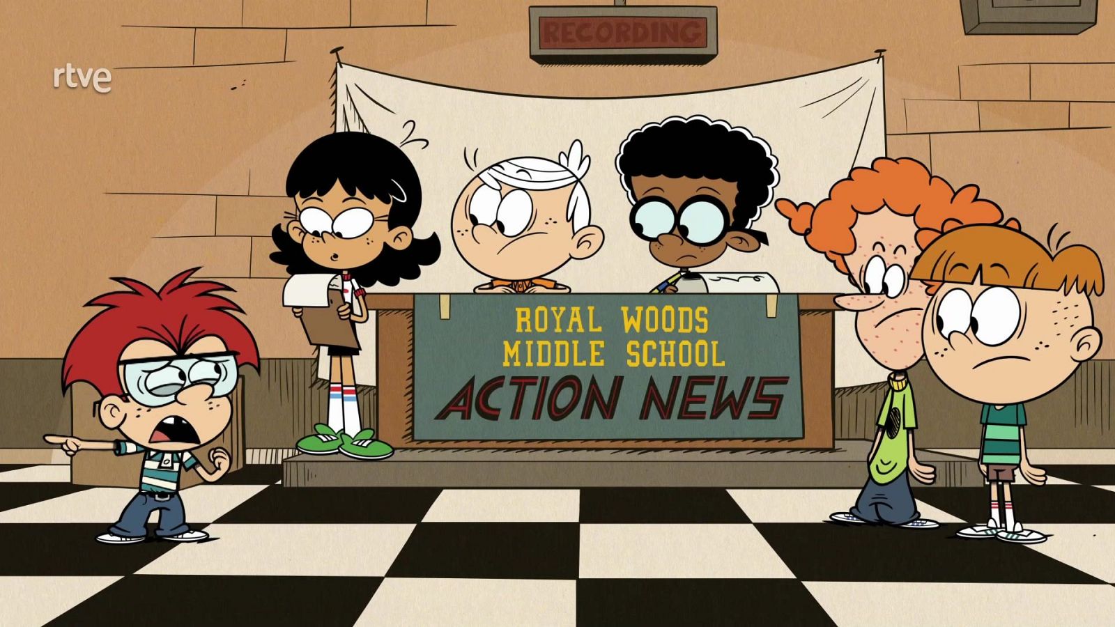 Noticias gélidas - Una casa de locos | Ver