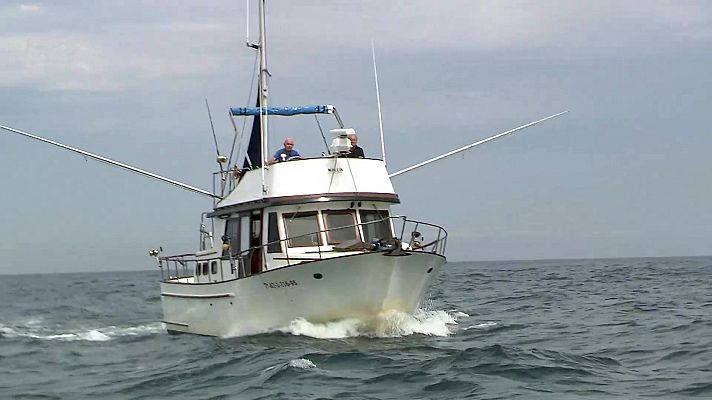 Jara y sedal - Preso en eltangón de estribor