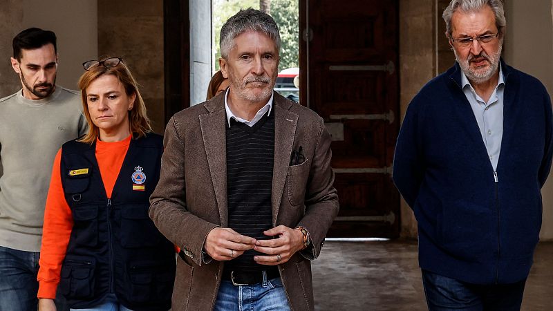 Marlaska niega un "apagón informativo" el día de la DANA y el PP pide al Gobierno que "reconozca errores"