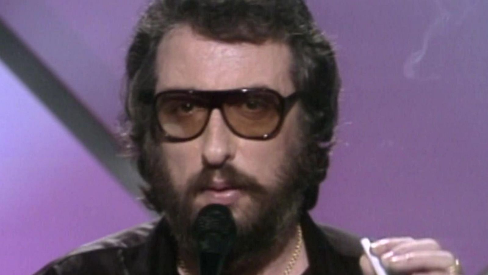 ¡Cómo nos reímos! - El hombre de negro - ver ahora