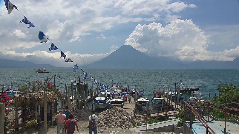 Pueblo de Dios - Pequeño paraíso en el infierno - ver ahora