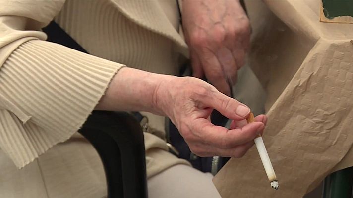 L'Informatiu - Deixar el tabac i els cribratges per a combatre el càncer de pulmó