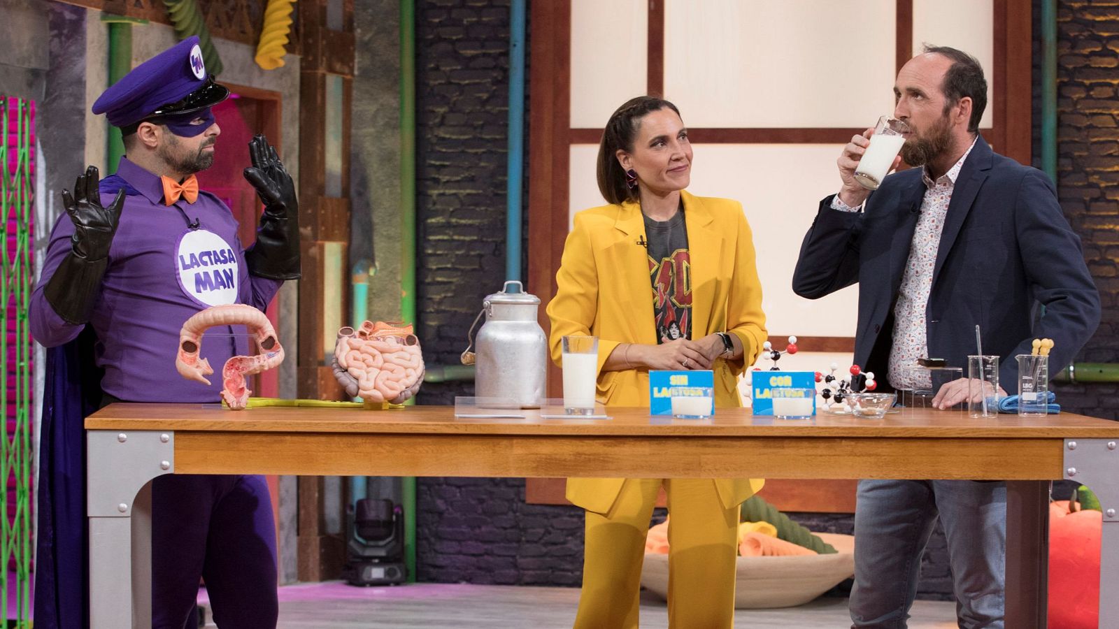 Lactasa e intolerancia a la lactosa. Biología con Ricardo Moure - Órbita Laika | Ver