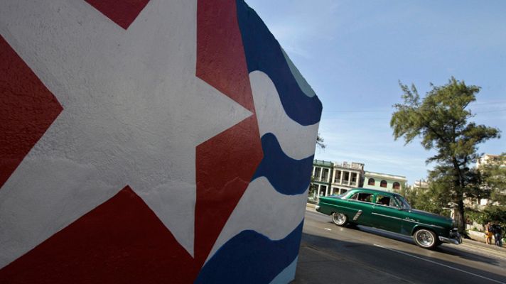 Telediario 1 - Iberia suspenderá sus vuelos a Cuba