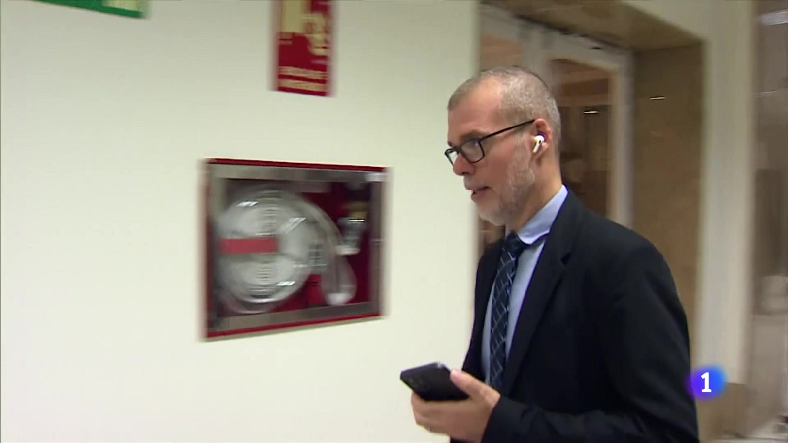 La majoria de la investidura a prova amb la reforma fiscal - L'Informatiu | Veure