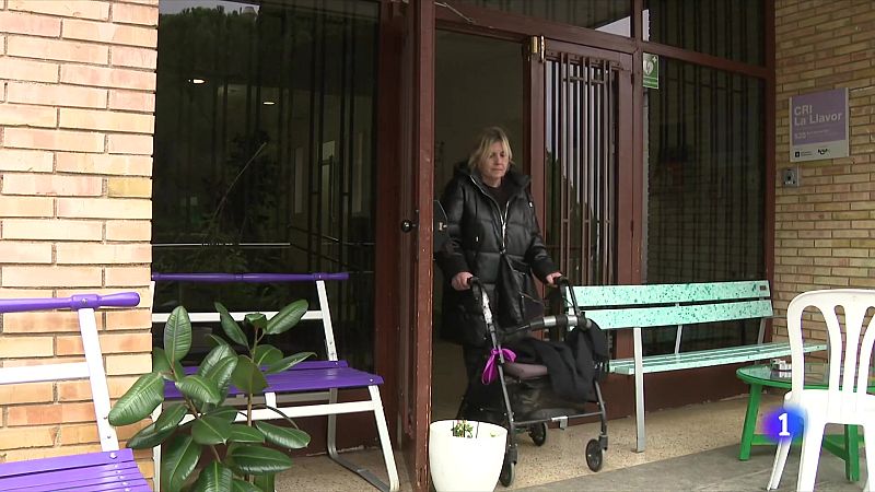 2 de cada 10 adults a Catalunya se senten sols - L'Informatiu | Veure