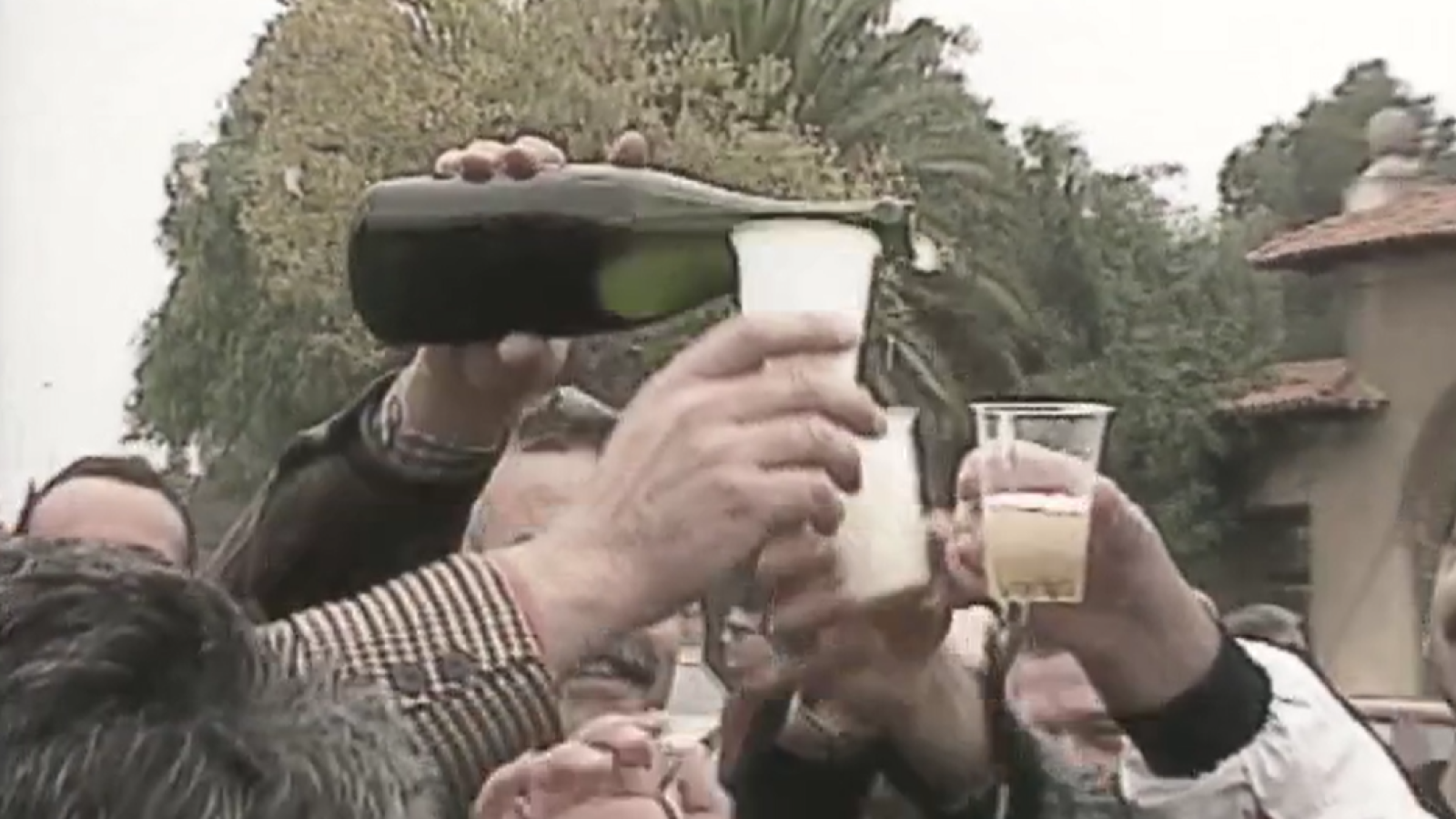 1996: el Gordo de la Lotería de Navidad fue el 56169 | Ver