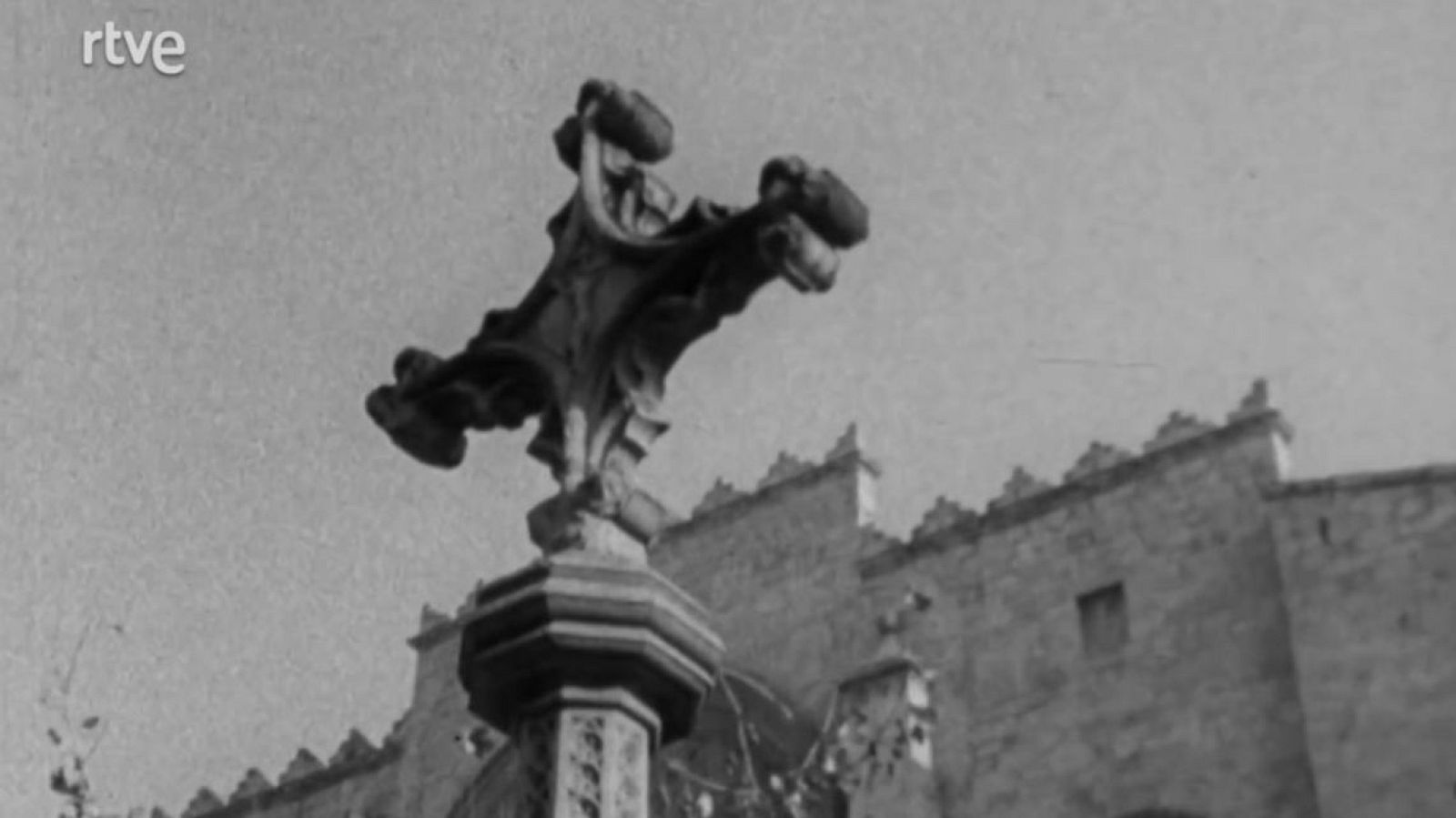 Illa de vianants; M. Caballé; S. Pere de Roda; Antoni Griera - Giravolt (1973-1978) | Veure