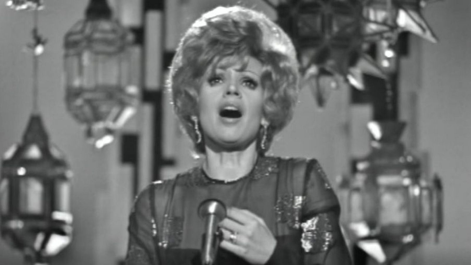 SALOMÉ, 'Se'n va anar' - Simfonola | RTVE Catalunya - Simfonola | Veure