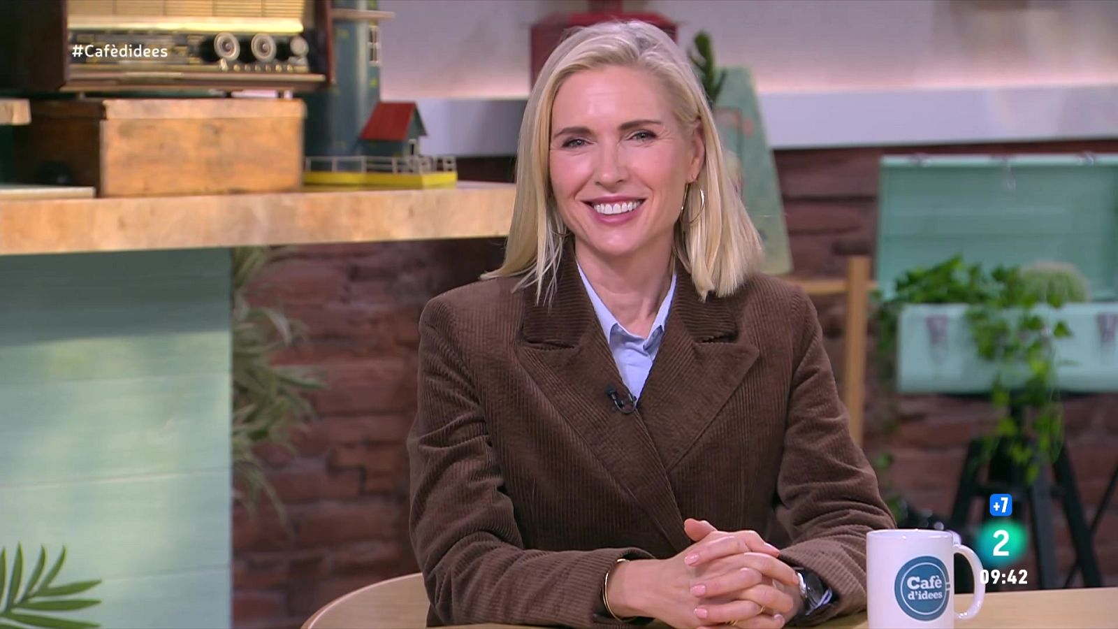 Judit Mascó presenta 'The Forever Girls: Amistat en perill' - Cafè d'idees | Veure