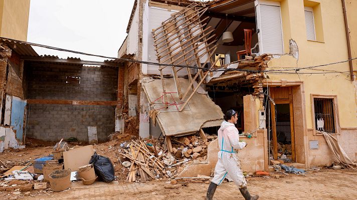 Telediario 1 - Ayudas a la vivienda por la DANA: preocupación porque el dinero llegue antes que el peritaje
