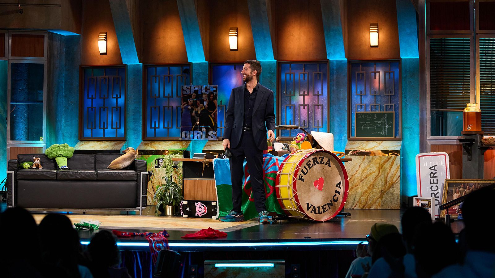 La Revuelta | La petición de ayuda a los afectados por DANA 21/11/24 - La Revuelta | Ver