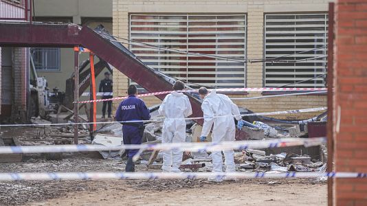 Un muerto y un herido en el derrumbe de una estructura en un colegio de Massanassa afectado por la DANA